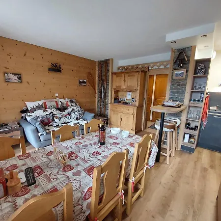 T3 Avec Balcon, Proche Des Pistes, Animaux Admis - Fr-1-516-189 Lägenhet *